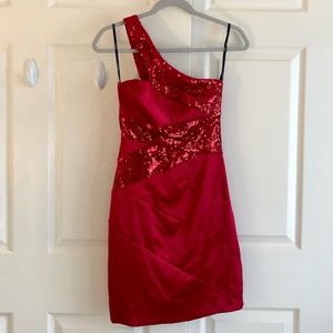 Red sequin one shoulder bandage dress